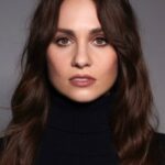 ทัปเพนซ์ มิดเดิลตัน (Tuppence Middleton)