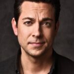 แซ็กคารี เลวี (Zachary Levi)