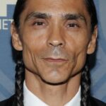 ซาห์น แม็คคลาร์นอน (Zahn McClarnon)