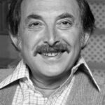 บิล เมซี่ (Bill Macy)