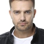 คาร์ล บิวเคส์ (Carl Beukes)