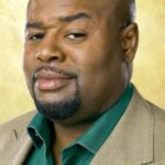 ชี แม็คไบรด์ (Chi McBride)