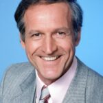 แดเนียล เจ. ทราวันติ (Daniel J. Travanti)