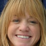 เด็บบี้ ลี คาร์ริงตัน (Debbie Lee Carrington)