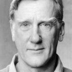 โดนัลด์ มอฟแฟต (Donald Moffat)