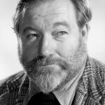 เจมส์ โรเบิร์ตสัน จัสติส (James Robertson Justice)