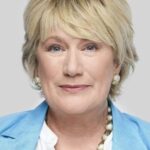 เจน แอตกินสัน (Jayne Atkinson)