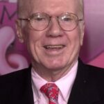 จอห์น ฟิลด์เลอร์ (John Fiedler)