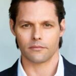 จัสติน บรูนิ่ง (Justin Bruening)