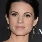 ลีอาห์ แคนส์ (Leah Cairns)