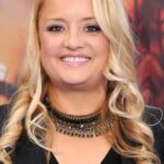 ลูซี่ เดวิส (Lucy Davis)