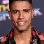 แมนเดลา แวน พีเบิลส์ (Mandela Van Peebles)