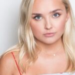 มีอา โรส แฟรมป์ตัน (Mia Rose Frampton)