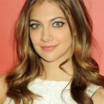 มิอา เซราฟิโน (Mia Serafino)