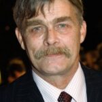 นิโคลัส แคมป์เบล (Nicholas Campbell)