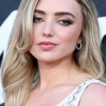 รายชื่อเพย์ตัน (Peyton List)