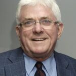 ฟิล โดนาทู (Phil Donahue)