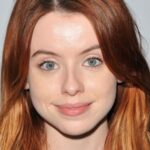 โรซี่ เดย์ (Rosie Day)