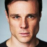 รูเพิร์ต เอแวนส์ (Rupert Evans)