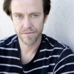 ฌอน วาเลน (Sean Whalen)