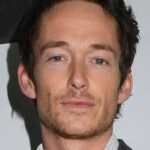 ไซมอน ควอร์เตอร์แมน (Simon Quarterman)