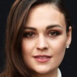 โซฟี สเกลตัน (Sophie Skelton)