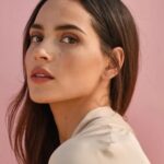 อาเดรีย อาร์โจนา (Adria Arjona)