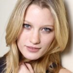 แอชลีย์ เกรซ (Ashley Grace)