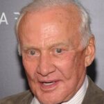 บัซซ์ อัลดริน (Buzz Aldrin)