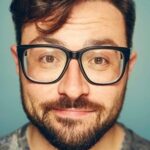เอเลียต เกลเซอร์ (Eliot Glazer)