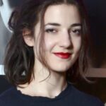 เอสเธอร์ การ์เรล (Esther Garrel)