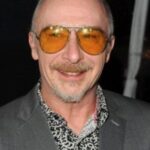 เกรแฮม ปาร์กเกอร์ (Graham Parker)