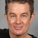 เจมส์ มาร์สเตอร์ส (James Marsters)