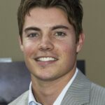 จอช เฮนเดอร์สัน (Josh Henderson)