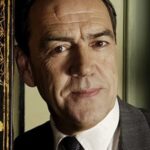 โรเบิร์ต ลินด์เซย์ (Robert Lindsay)