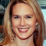 สเตฟานี มาร์ช (Stephanie March)