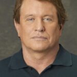 ทอม เบเรนเจอร์ (Tom Berenger)