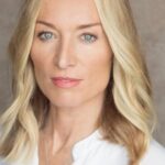 วิคตอเรีย สมูร์ฟิต (Victoria Smurfit)