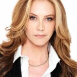 อัลลี่ วอล์คเกอร์ (Ally Walker)