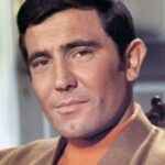 จอร์จ ลาเซนบี้ (George Lazenby)