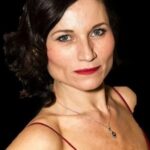 เคท ฟลีตวูด (Kate Fleetwood)