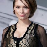 มายแอนนา เบอริ่ง (MyAnna Buring)