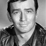 เจมส์ ดรูรี (James Drury)