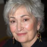 เจนนิเฟอร์ โรดส์ (Jennifer Rhodes)