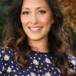 คริสติน่า ชาง (Christina Chang)