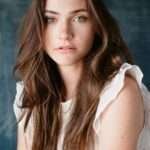 เอมิลี่ ฮอลล์ (Emily Hall)