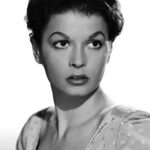 อีวา บาร์ต็อก (Eva Bartok)