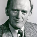 กอร์ดอน แจ็คสัน (Gordon Jackson)