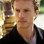 โจนาธาน เฟิร์ธ (Jonathan Firth)