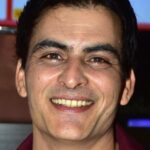 มานัฟ คอล (Manav Kaul)
